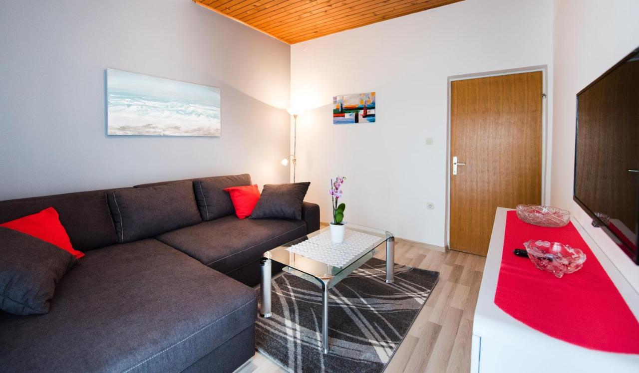 Apartments Care Donji Okrug  Eksteriør billede